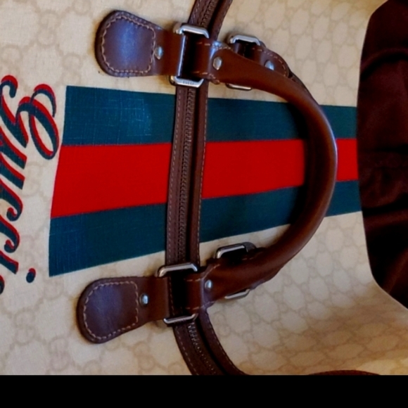 Authentic Gucci  Joy Duffel bag in pristine condition. designer# 189688-213048 - Picture 6 of 12